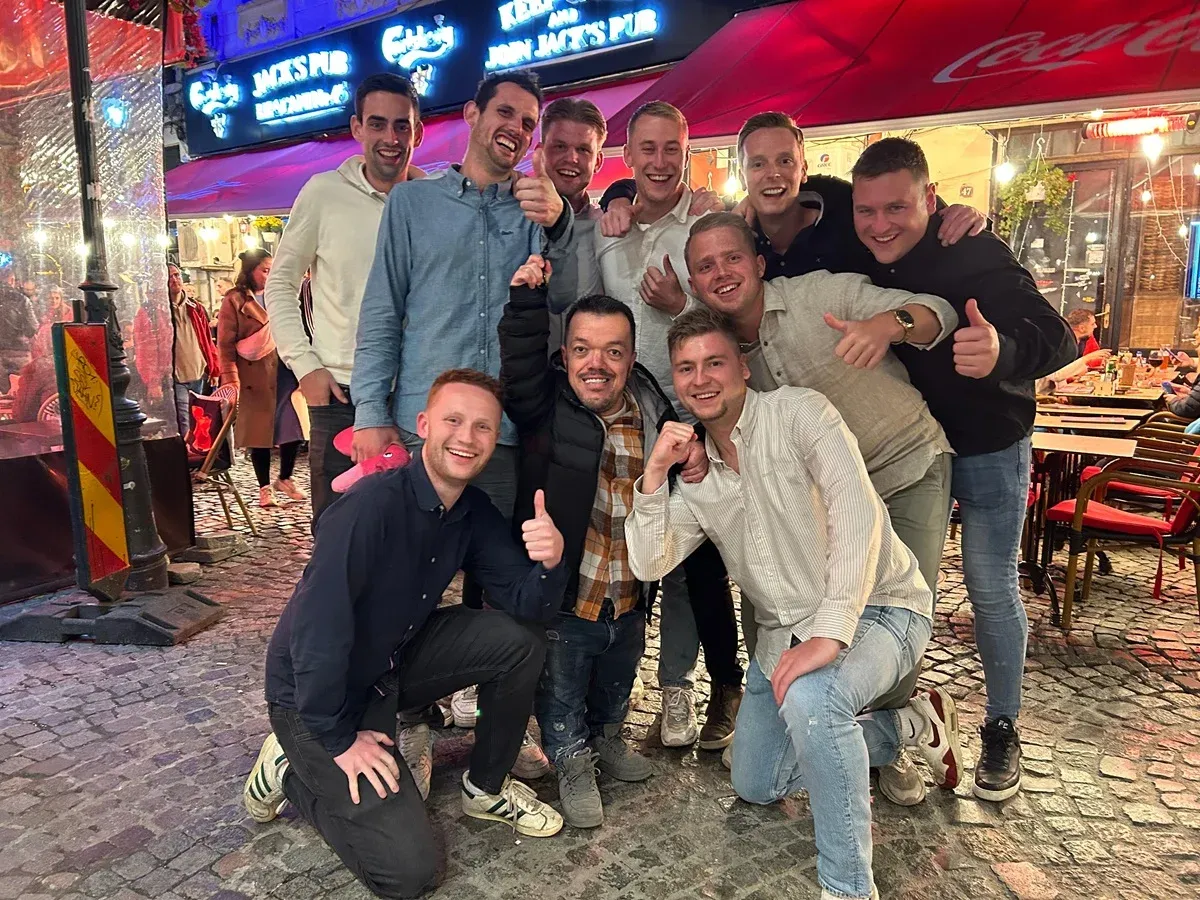 Bar Crawl Dwarf Handcuff  