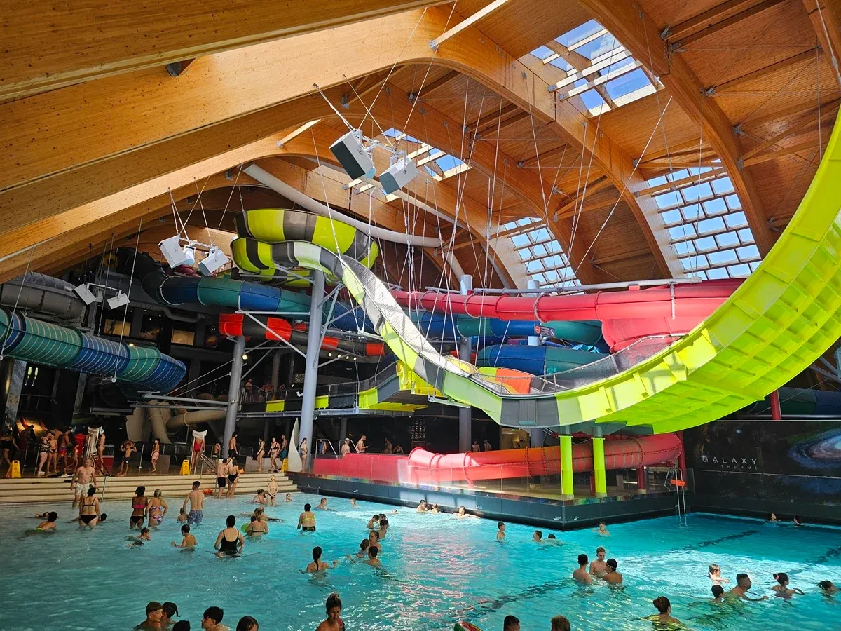 Therme Spa Palm & Galaxy in 